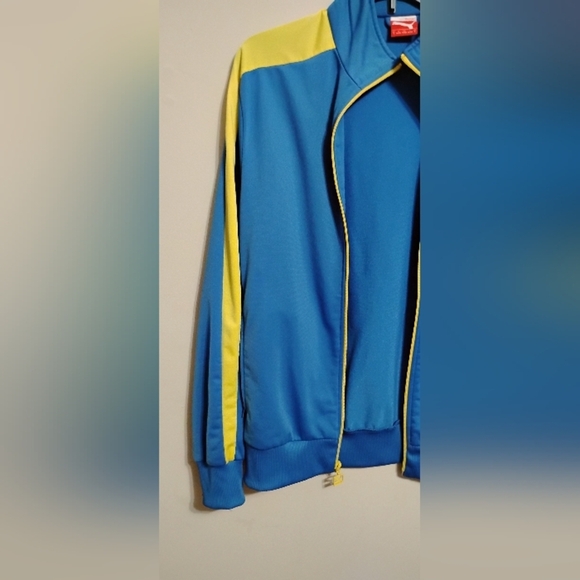 Puma jacket - Picture 13 of 16